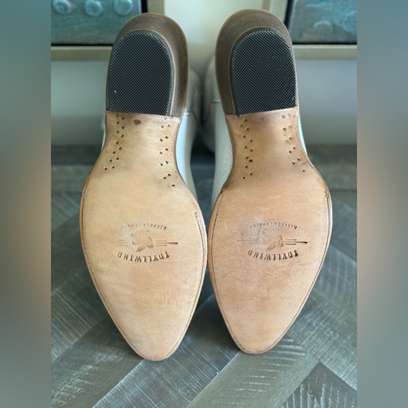 Idyllwind White Ankle Boots - Picture 13 of 13